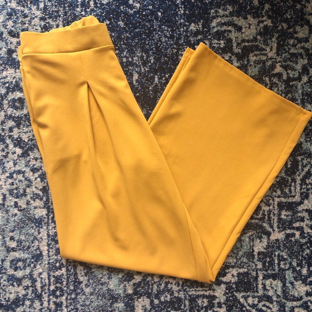 Yellow palazzo pants elastic waist size M